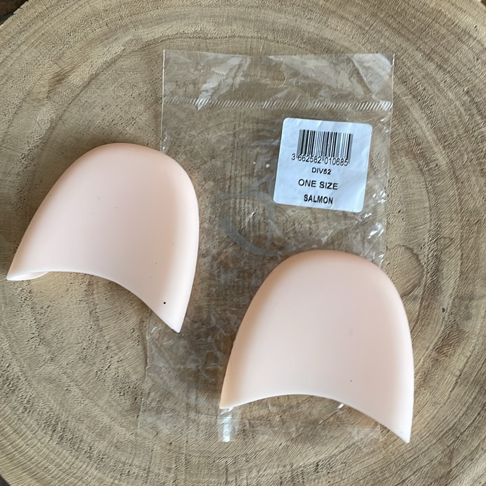 Wear Moi Silicone Gel Toe Covers or Pads NEW IN BAG - Picture 2 of 2